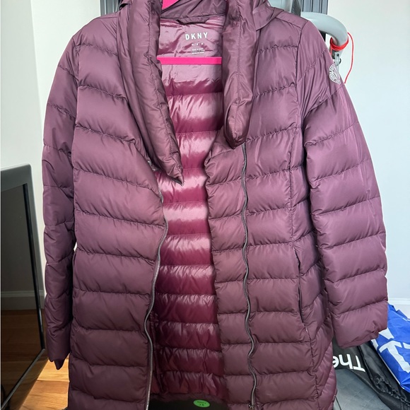 DKNY 3/4 length Puffer Coat - Picture 2 of 7